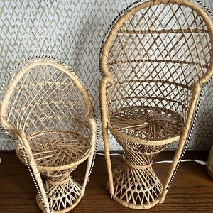 Mini peacock chairs set 2
